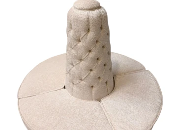 Hollywood Regency Round Banquet Settee Tufted Lobby Sofa in Bouclé, 1980s